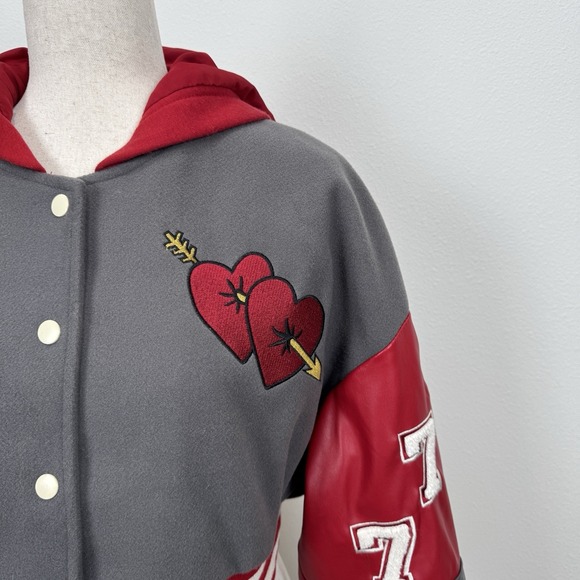 Forever 21 Varsity Jacket Womens Small Red Crop Baby Girl Y2K‎ Bratz Streetwear - Picture 8 of 14